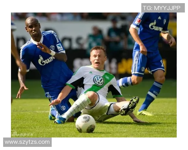 德甲榜首僵局未破沃尔夫斯堡与沙尔克04互交白卷